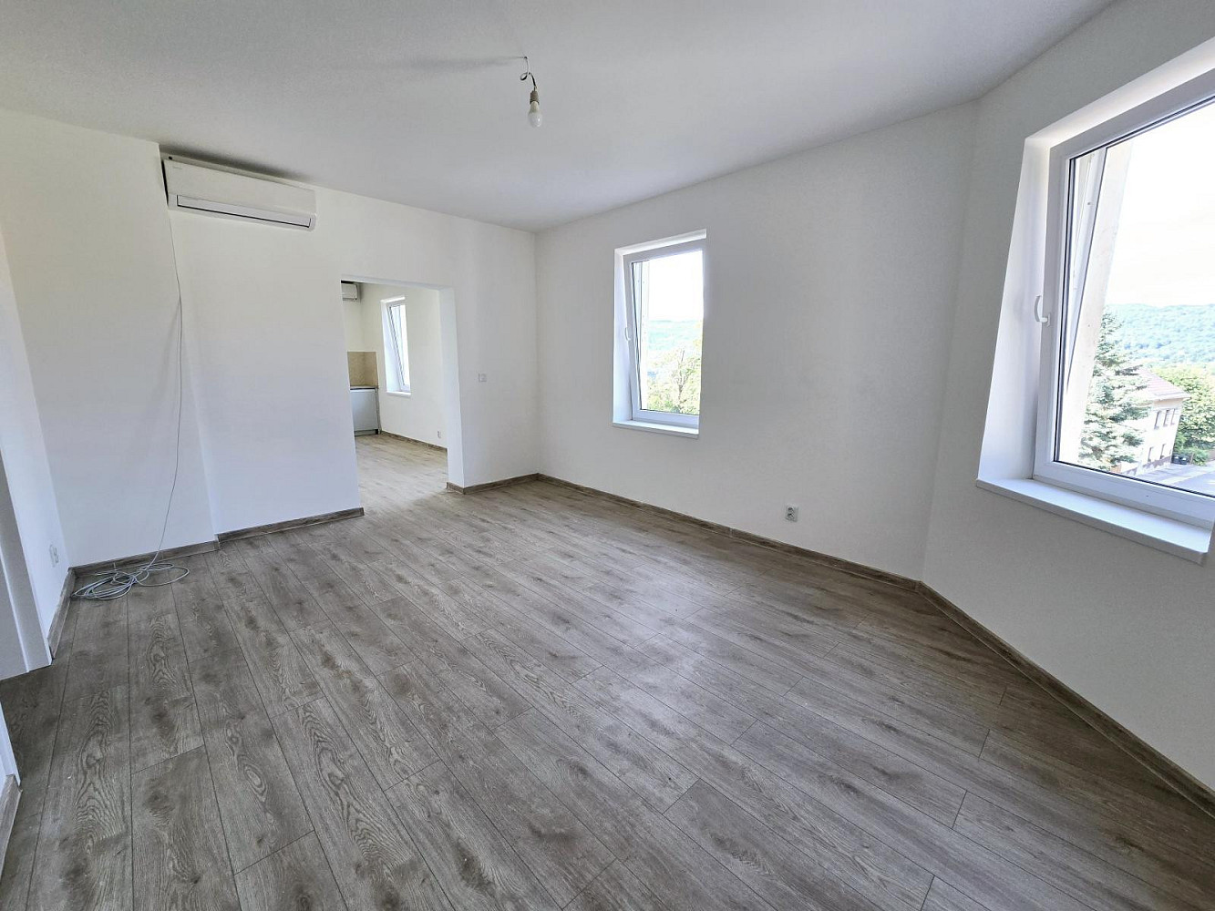 Pronájem bytu 2+1 63 m² – fotografie 5