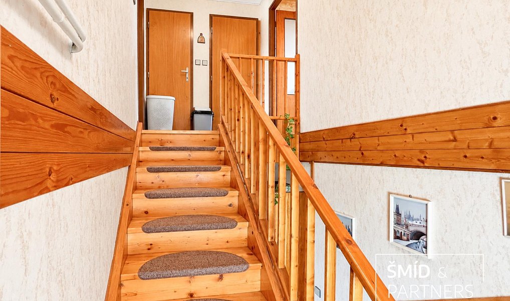 Prodej domu 112 m² s pozemkem 930 m², Krupá – náhled fotky 27