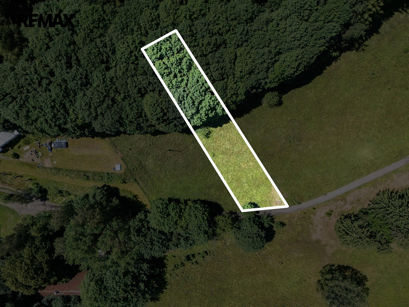 Prodej stavebního pozemku 1 065 m² – fotografie 3