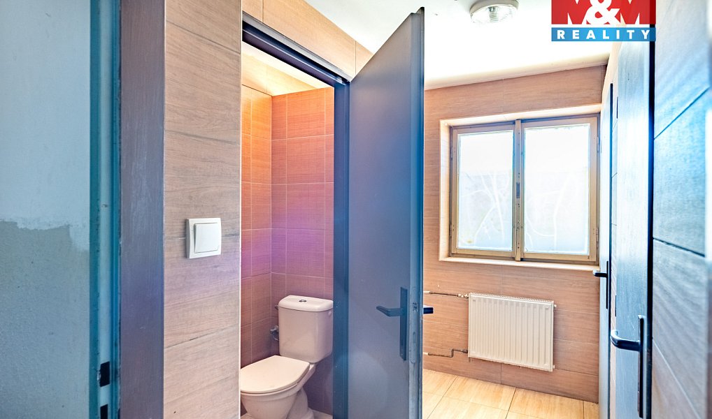 Prodej nájemního domu, činžáku 1 121 m², Veselí nad Lužnicí – náhled fotky 11