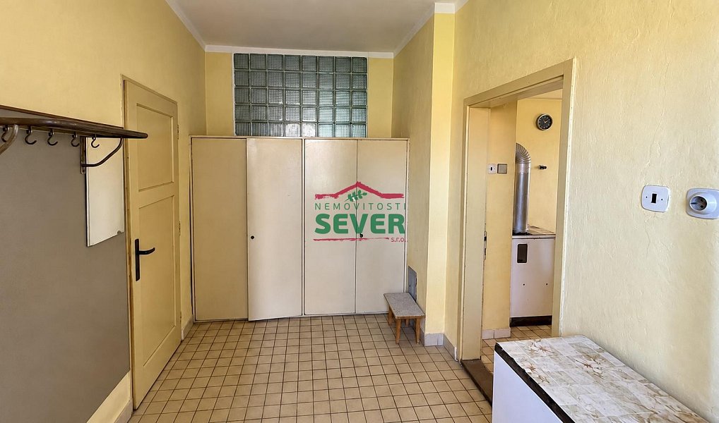 Prodej domu 241 m² s pozemkem 1 596 m², Křesín – náhled fotky 7
