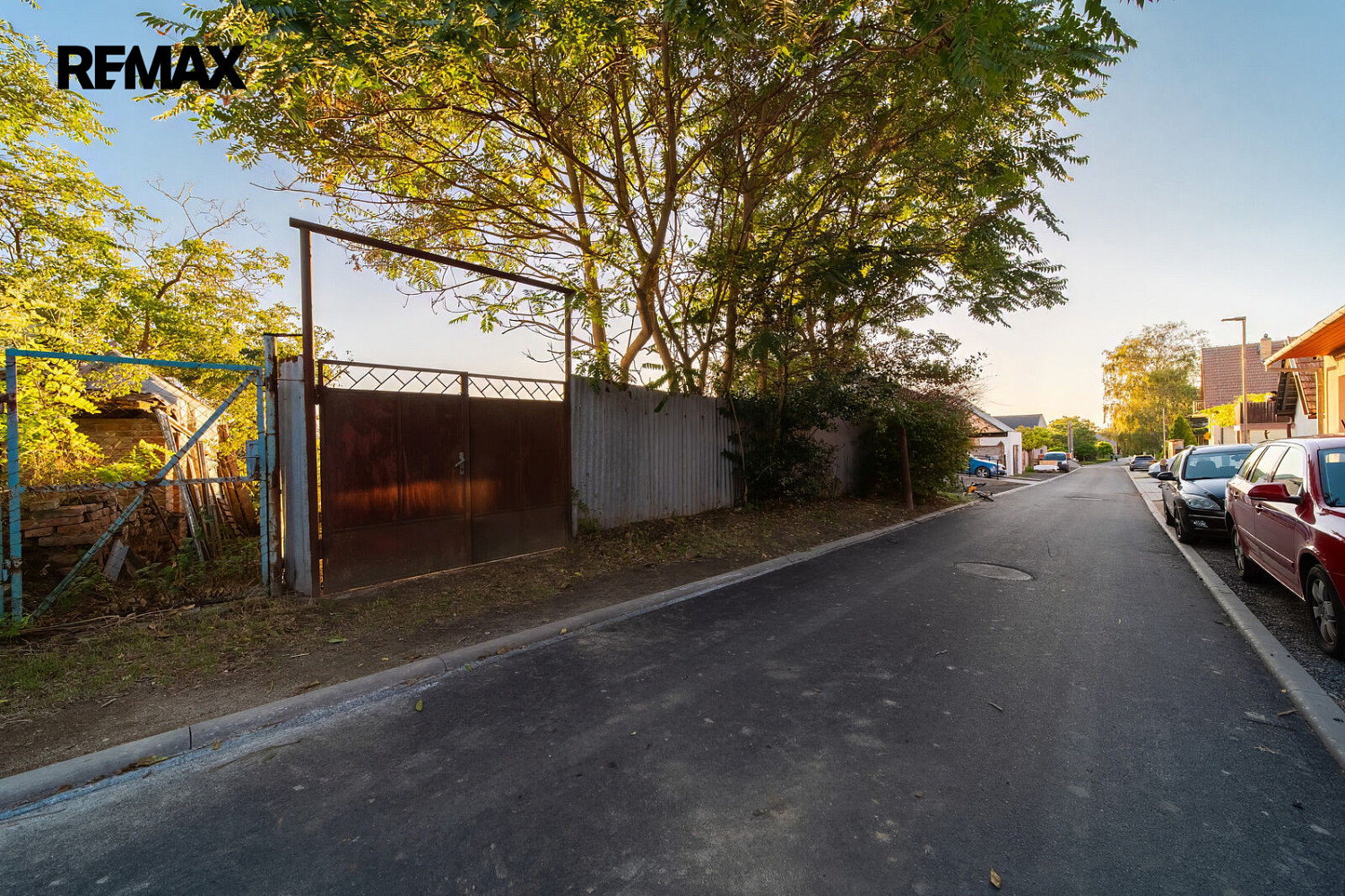 Prodej stavebního pozemku 553 m² – fotografie 4