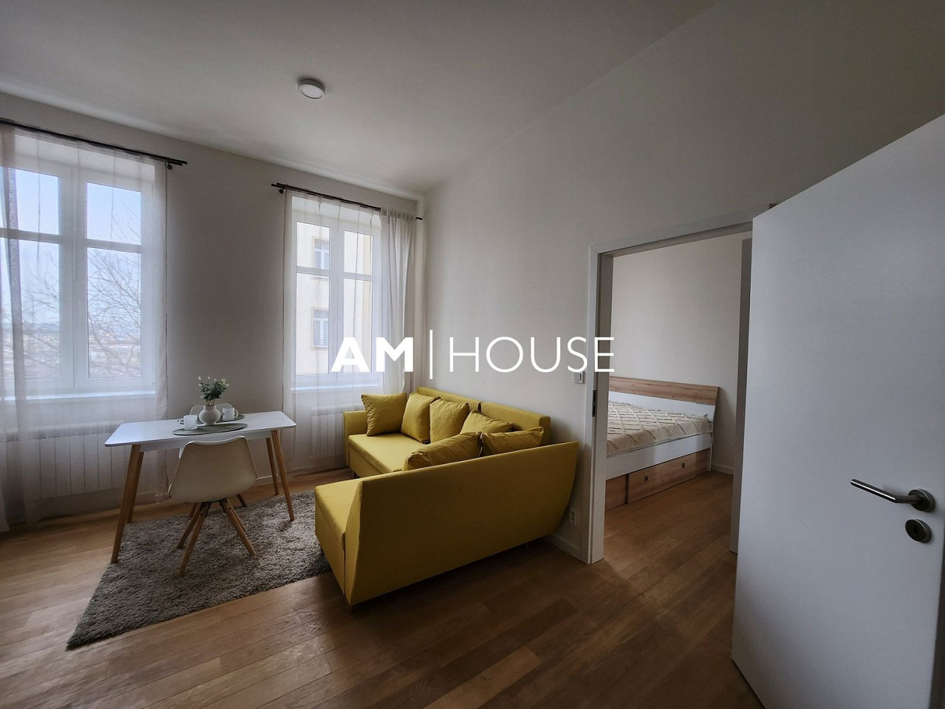 Pronájem bytu 2+kk 40 m² – fotografie 4