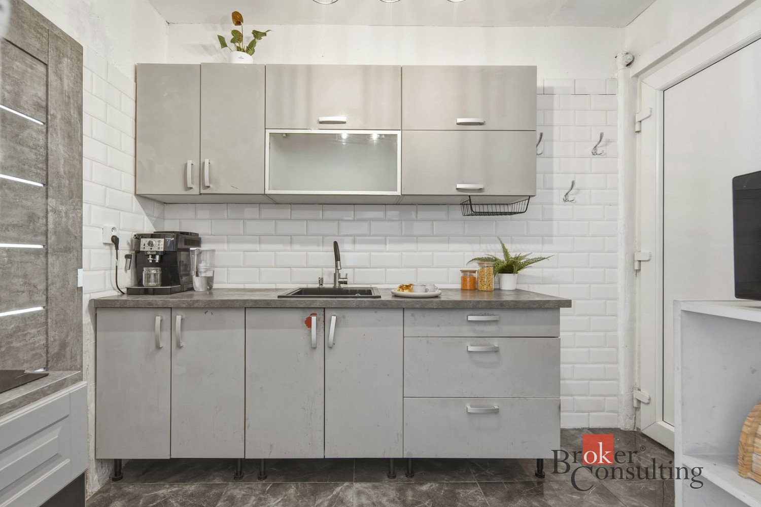 Prodej bytu 1+1 59 m² – pohled 2