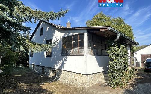 Prodej domu 156 m² s pozemkem 1 371 m², 5. května, Měšice, okres Praha-východ