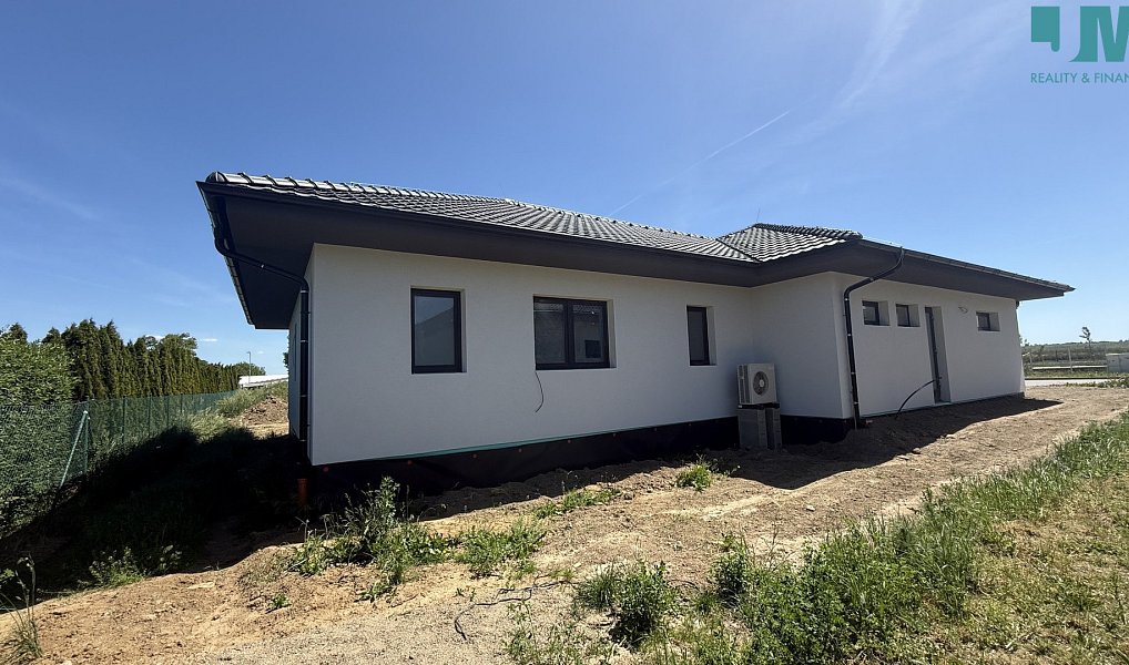 Prodej domu 228 m² s pozemkem 899 m², Hrotovice – náhled fotky 7