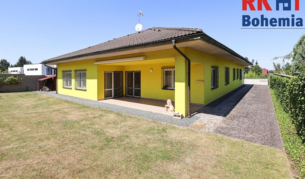 Prodej domu 266 m² s pozemkem 1 426 m², Šestajovice – náhled fotky 5