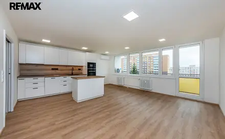 Prodej bytu 3+kk 70 m², Květinková, Praha 3 - Žižkov