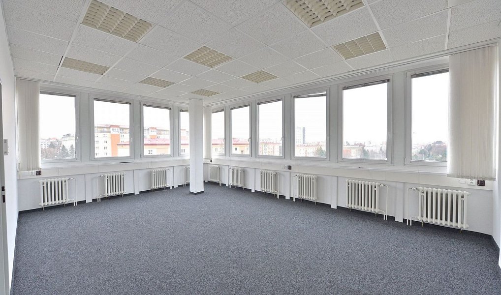 Pronájem obchodních prostor 142 m², Praha – náhled fotky 3