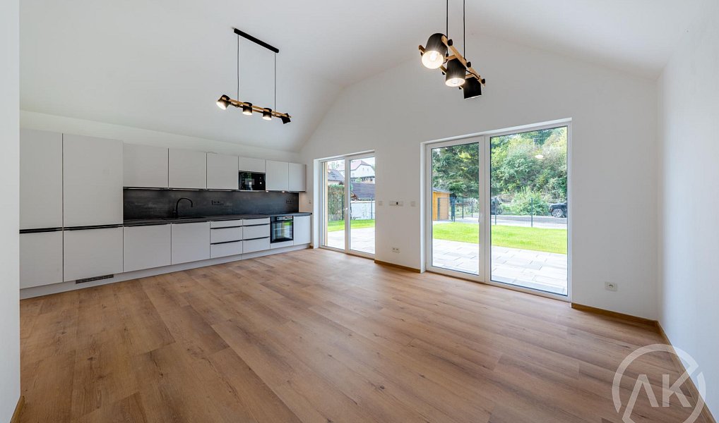 Pronájem chaty/chalupy 48 m² s pozemkem 425 m², Horní Lhota – náhled fotky 4