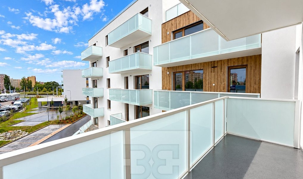 Pronájem bytu 2+kk 55 m², České Budějovice – náhled fotky 9