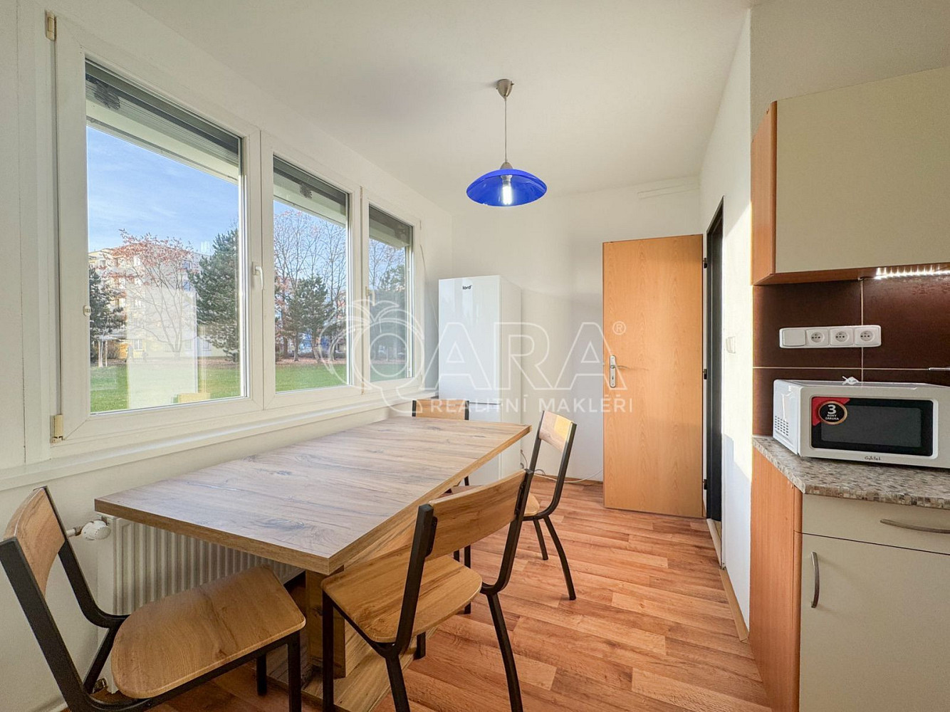 Pronájem bytu 3+1 65 m² — photo 2