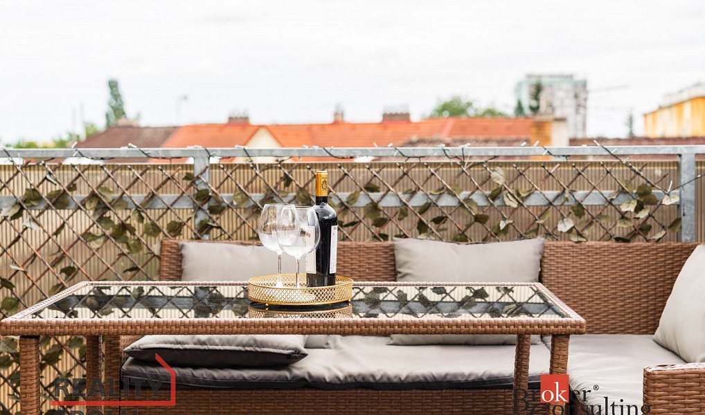 Prodej bytu 3+kk 109 m², Praha – náhled fotky 9