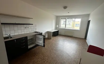 Pronájem bytu 2+kk 38 m², Křížová, Praha 5 - Smíchov