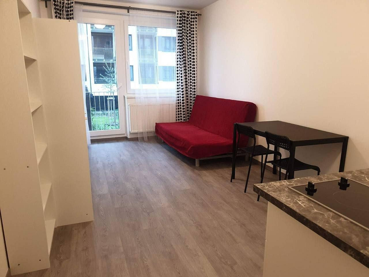 Pronájem bytu 1+kk 26 m² – fotografie 4