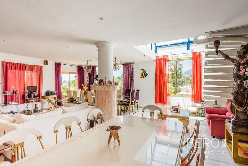 Prodej domu 712 m² s pozemkem 1 023 m² — photo 4