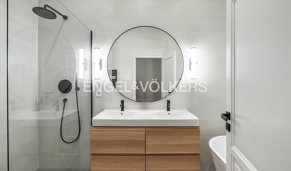 Prodej bytu 4+kk 108 m², Praha – náhled fotky 6