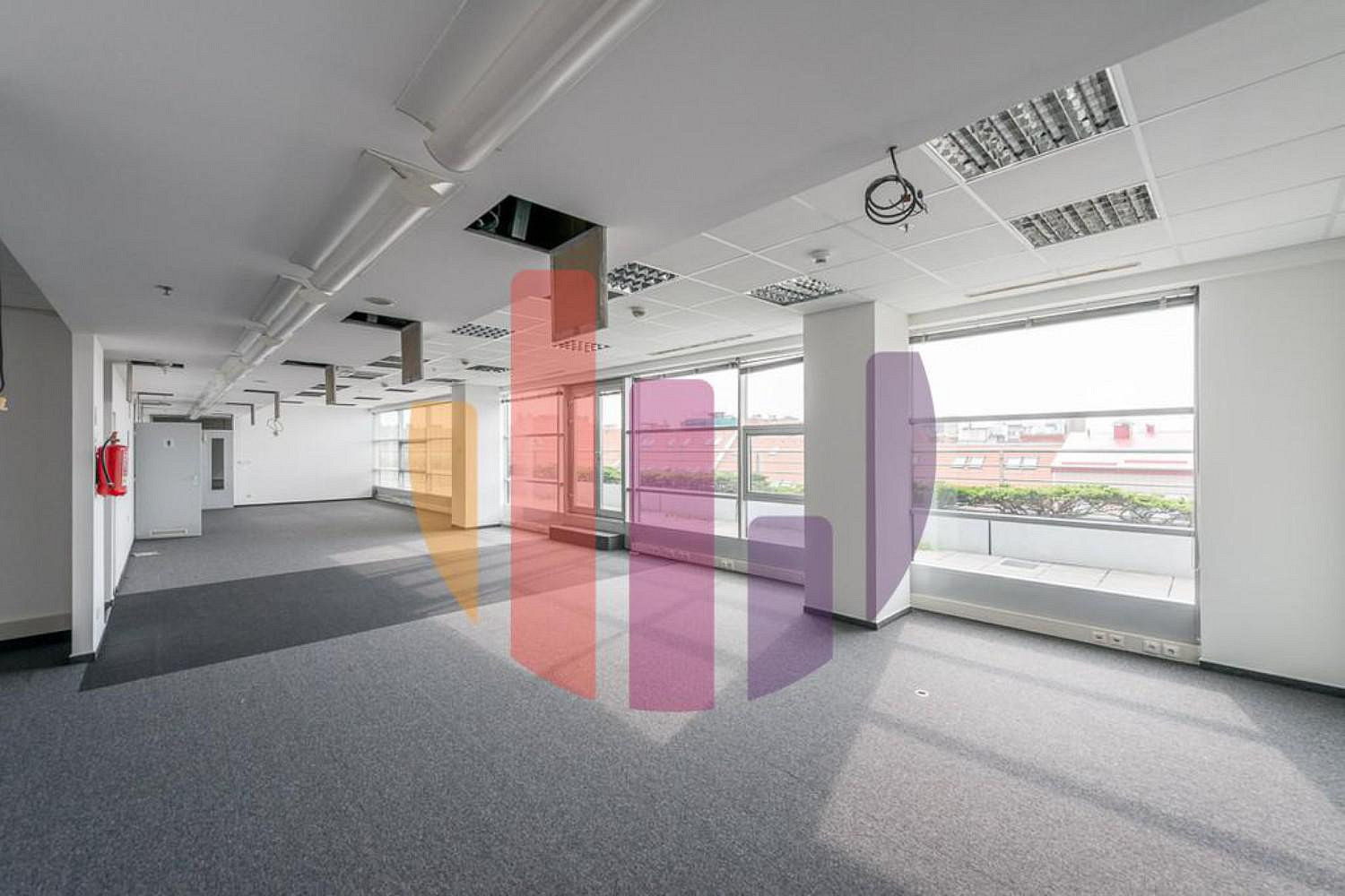 Pronájem kanceláře 1 092 m² — photo 3