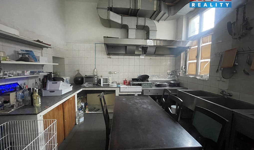 Prodej nájemního domu, činžáku 1 803 m², Podbořany – náhled fotky 5