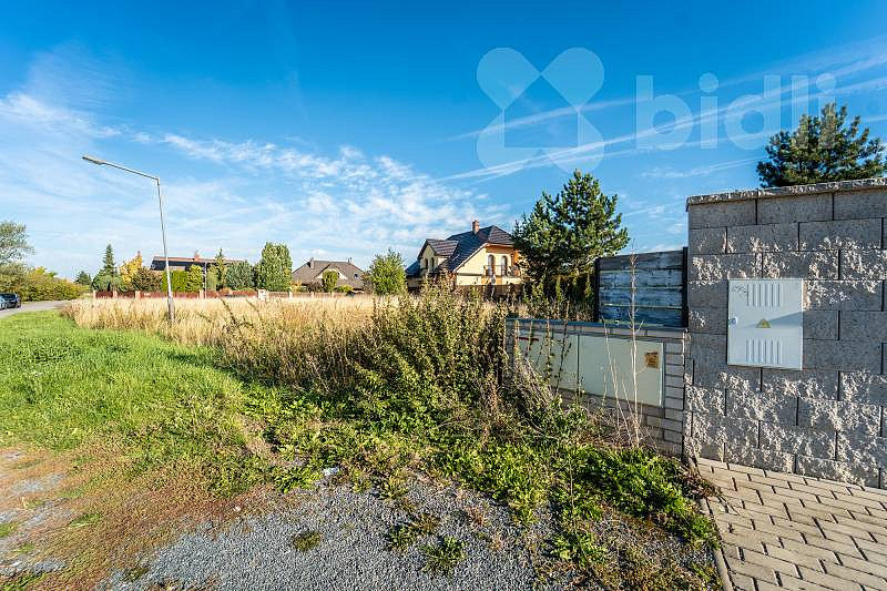 Prodej stavebního pozemku 936 m² – fotografie 3