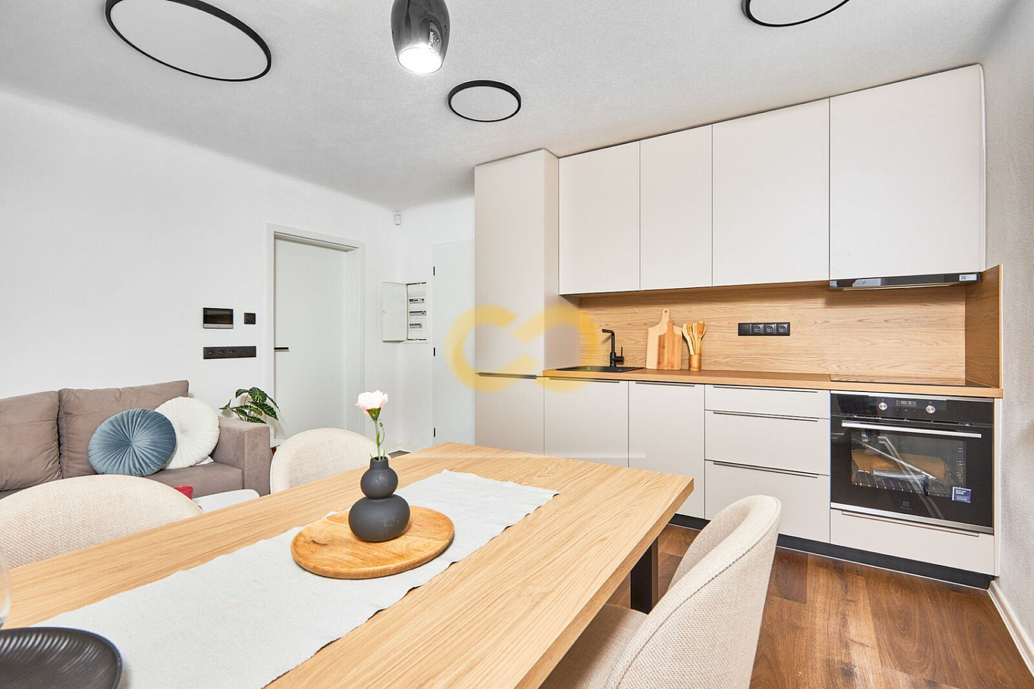 Prodej domu 75 m² s pozemkem 603 m² – fotografie 2