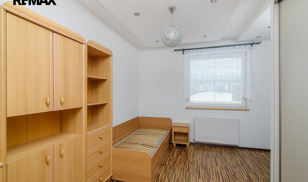 Pronájem bytu 4+kk 87 m², Čelákovice – náhled fotky 14