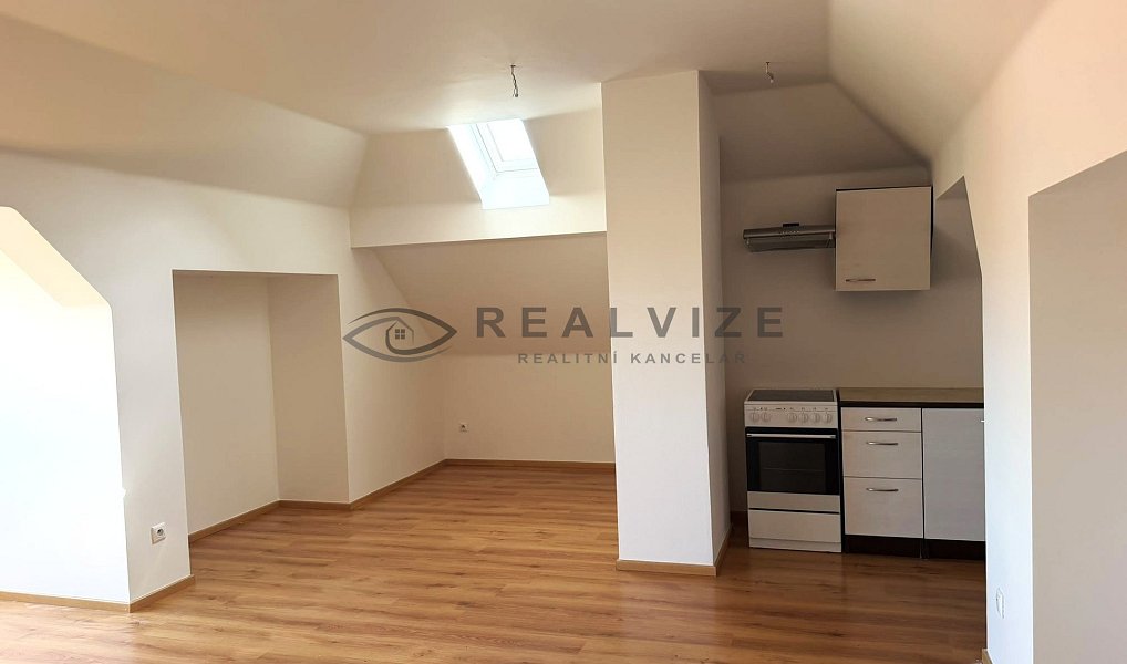 Pronájem bytu 1+kk 37 m², Český Krumlov – náhled fotky 4