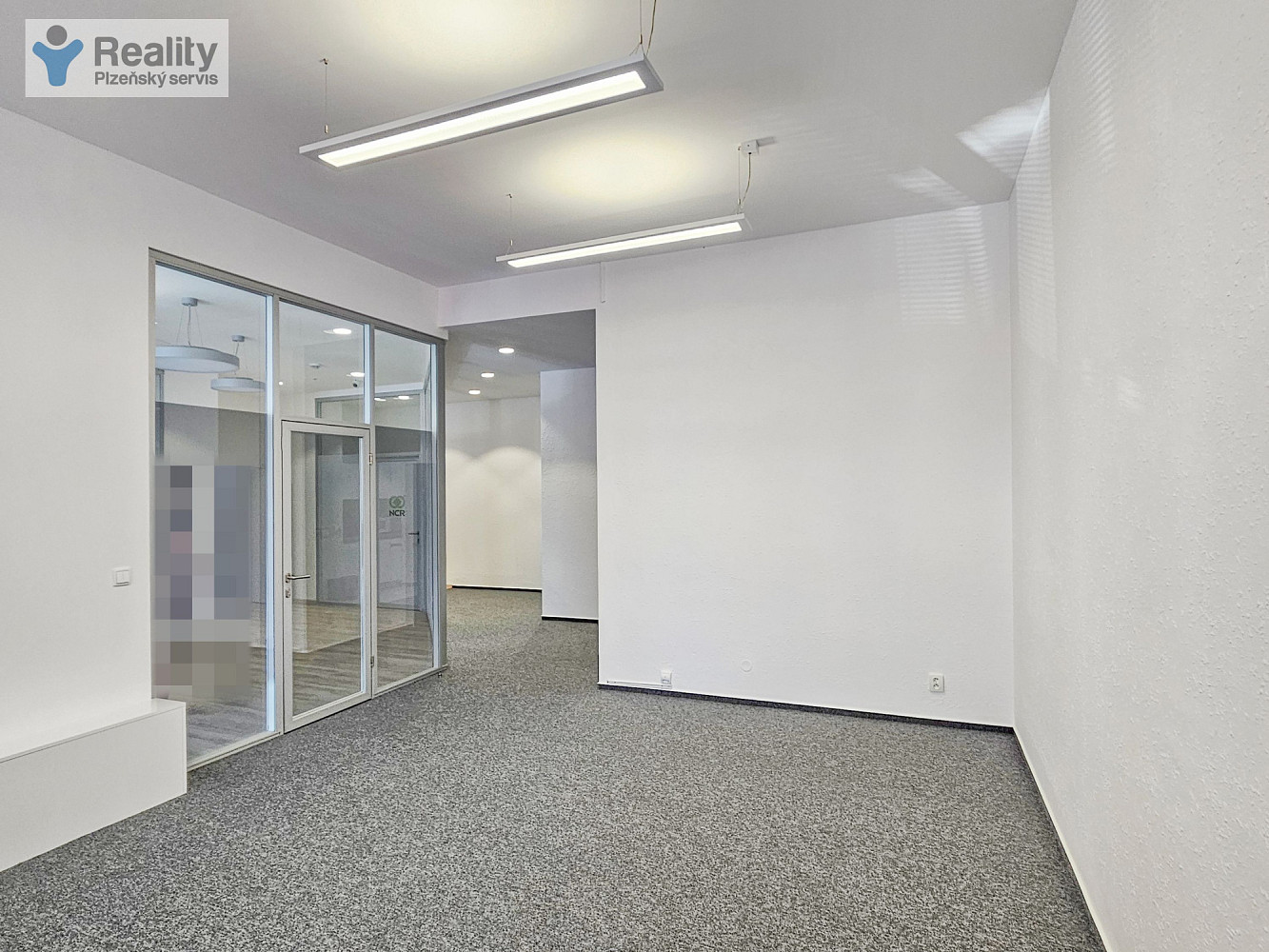 Pronájem kanceláře 88 m² – fotografie 2