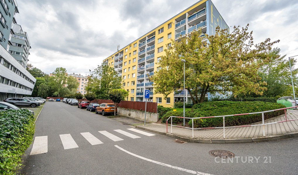 Pronájem bytu 2+kk 41 m², Praha – náhled fotky 19