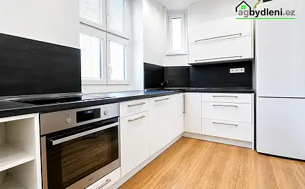 Pronájem bytu 2+kk 44 m²