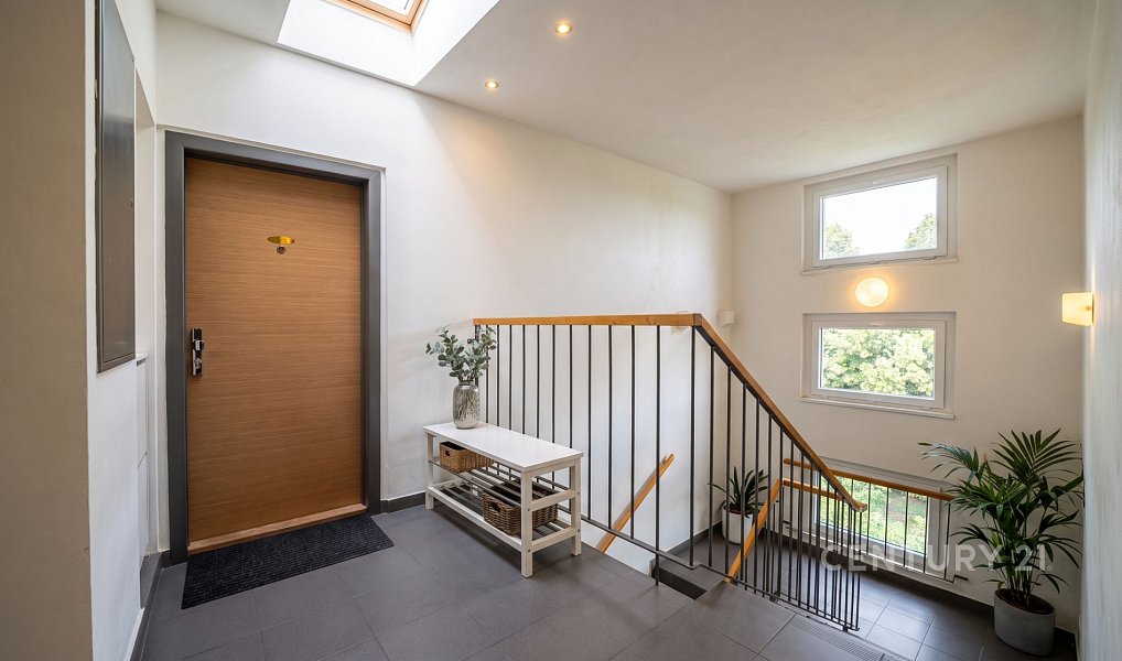 Prodej bytu 4+kk 90 m², Praha – náhled fotky 9