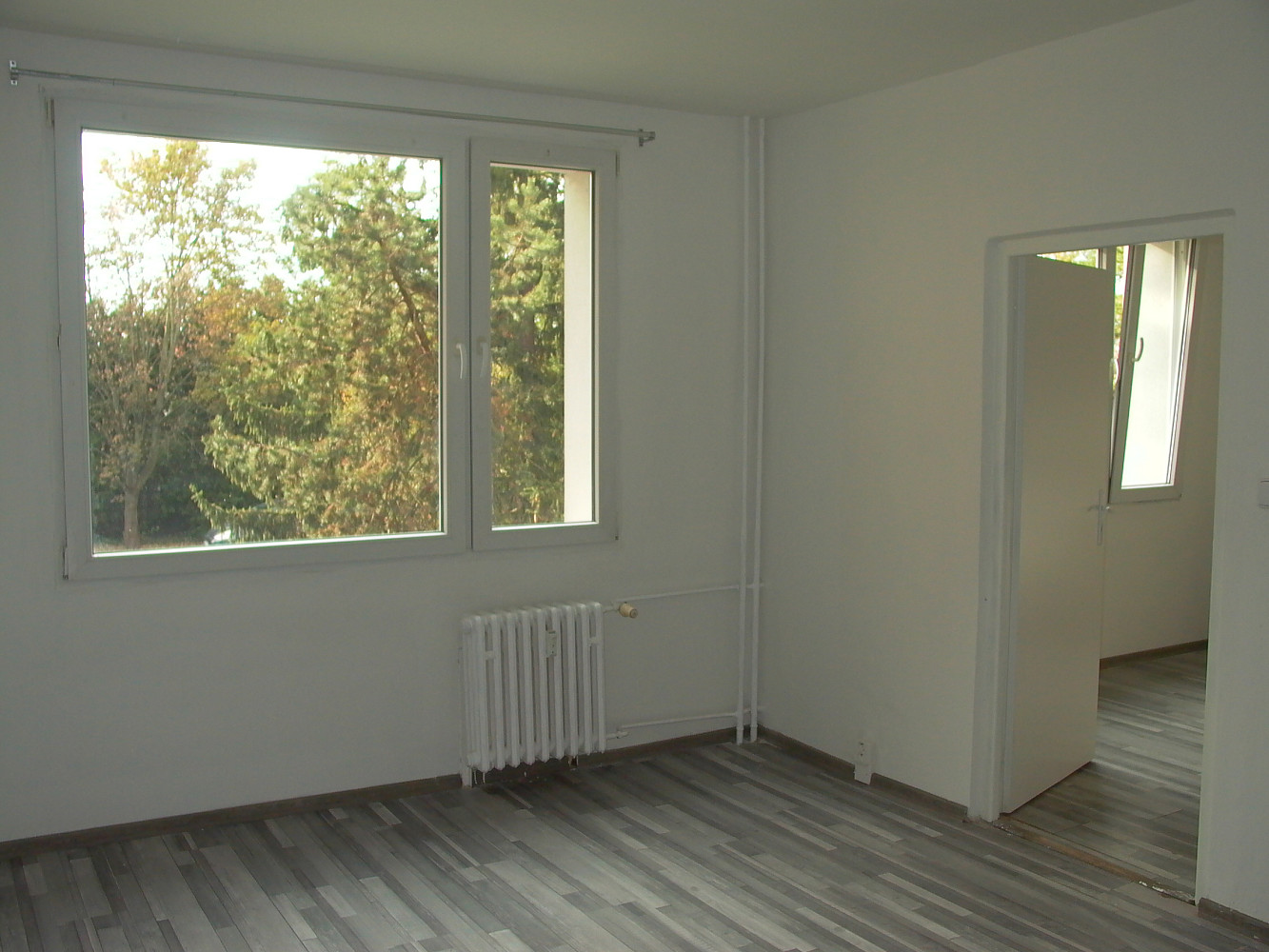 Pronájem bytu 2+kk 38 m² – fotografie 4