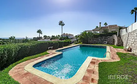 Prodej domu 113 m² s pozemkem 113 m², Calahonda, Španělsko