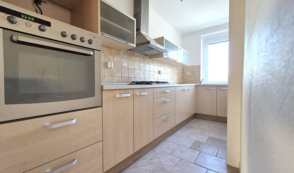 Pronájem bytu 3+1 92 m², Domoušice – náhled fotky 2