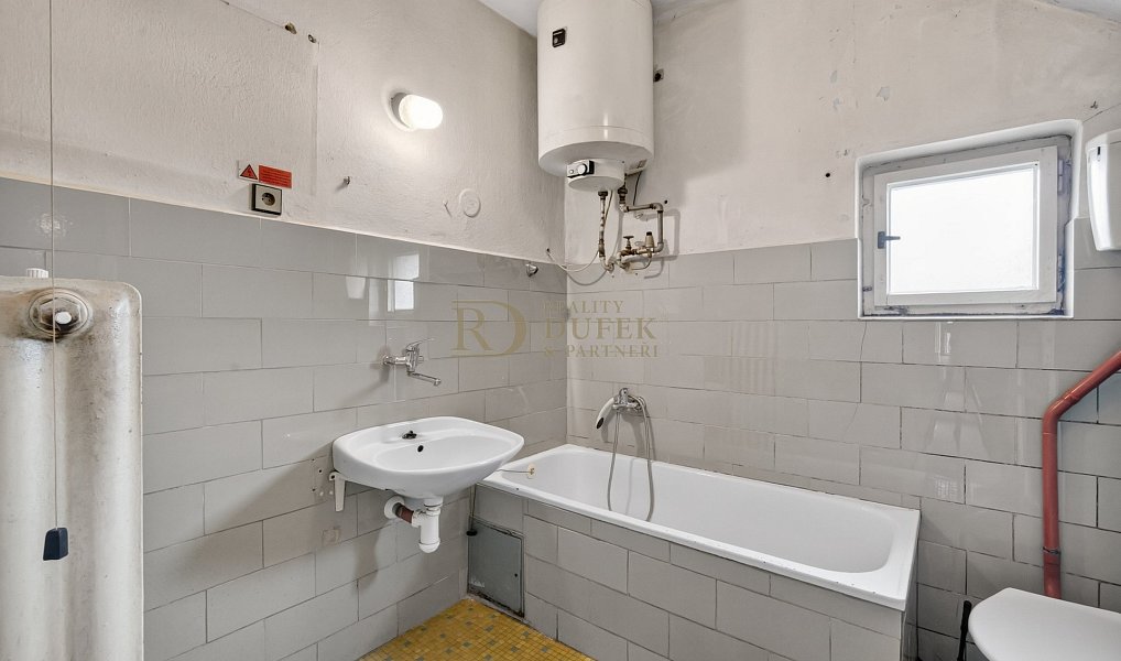 Prodej domu 165 m² s pozemkem 1 433 m², Náchod – náhled fotky 29