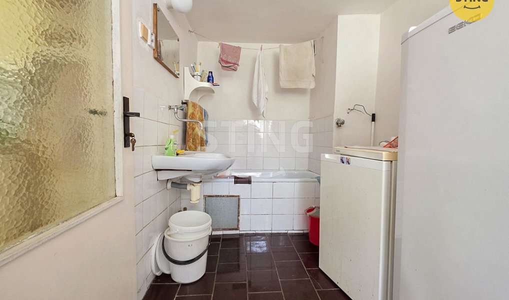 Prodej domu 76 m² s pozemkem 2 213 m², Chvalatice – náhled fotky 10