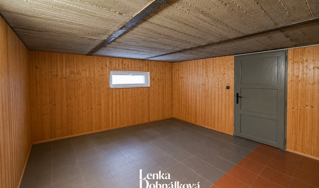 Prodej domu 249 m² s pozemkem 588 m², Ratíškovice – náhled fotky 18