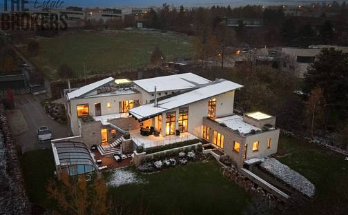 Prodej domu 720 m² s pozemkem 2 276 m², U bažantnice, Praha 5 - Velká Chuchle