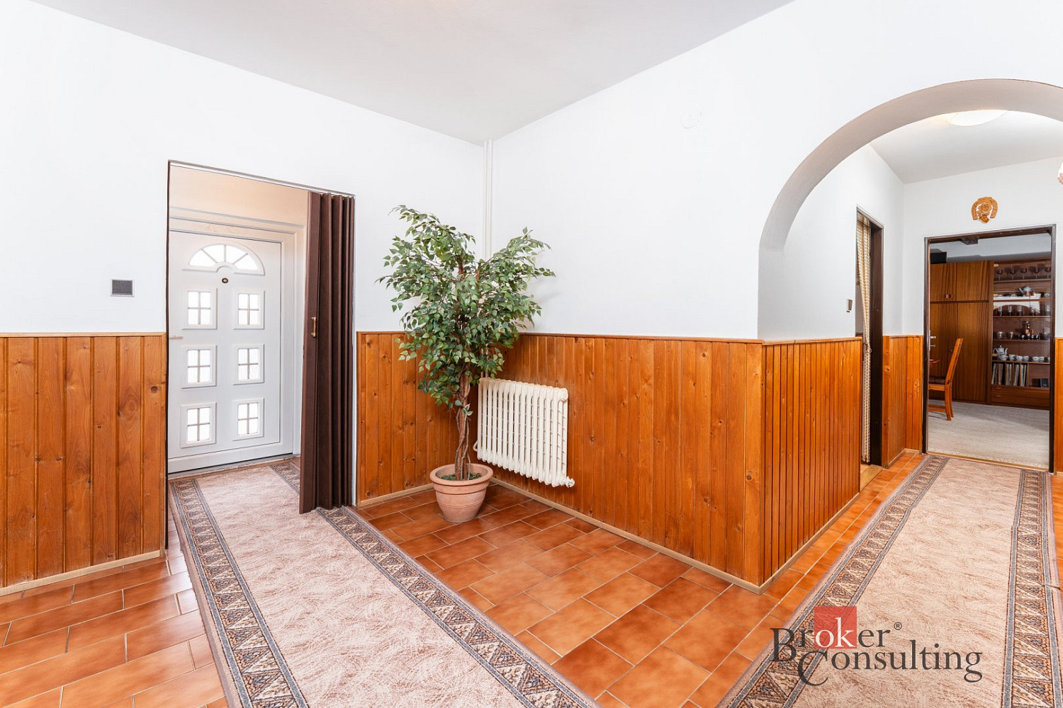 Prodej domu 255 m² s pozemkem 1 050 m² – pohled 6