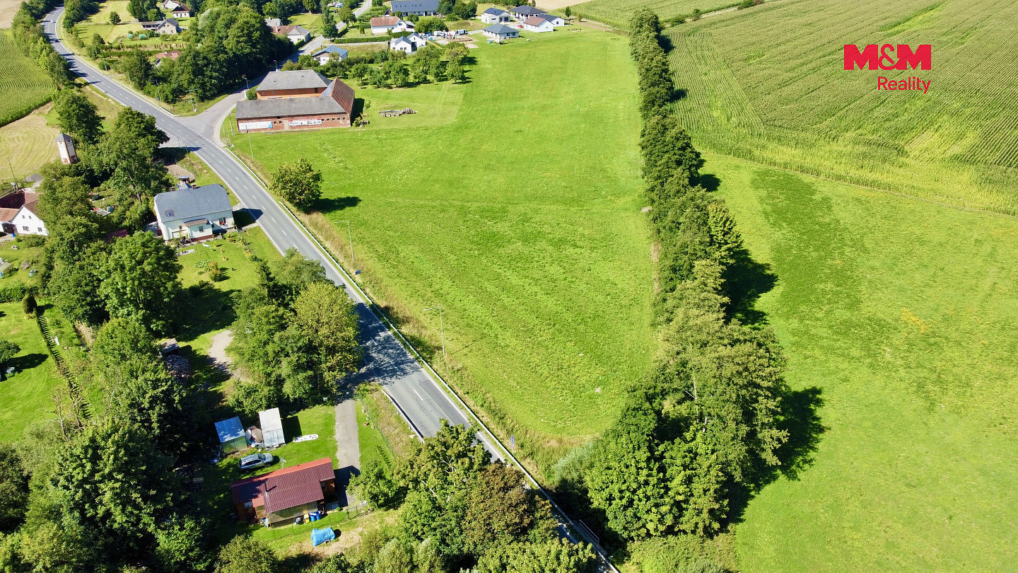 Prodej stavebního pozemku 5 033 m² – fotografie 3