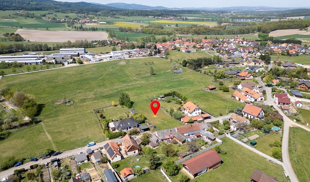 Prodej stavebního pozemku 1 750 m², Lipí – náhled fotky 7