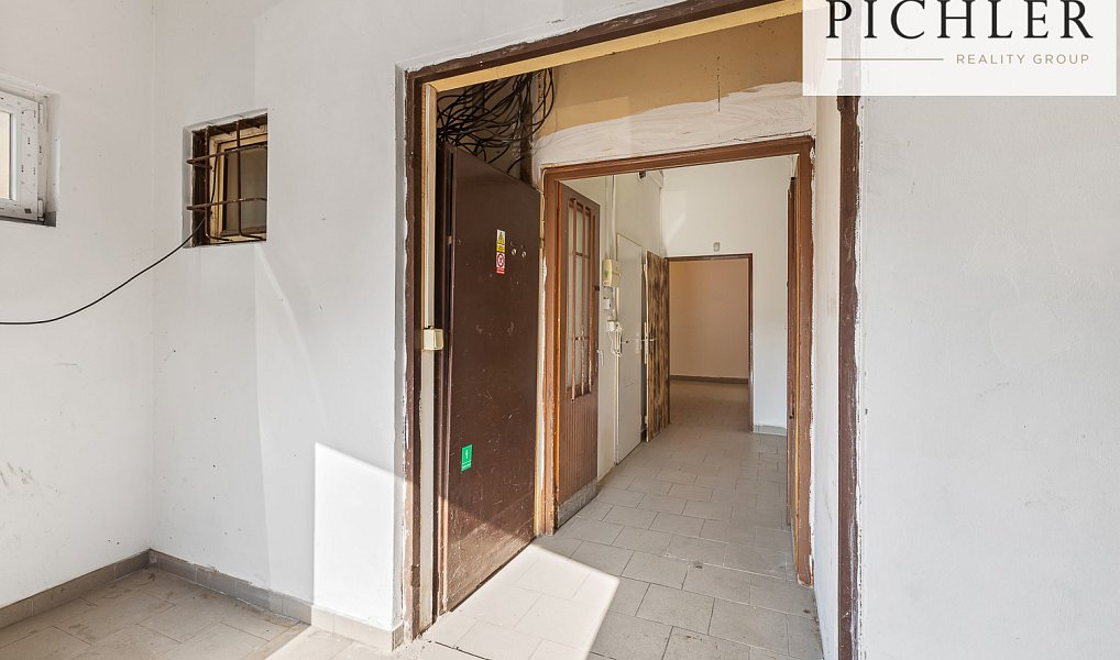 Prodej obchodních prostor 135 m², Nové Strašecí – náhled fotky 18