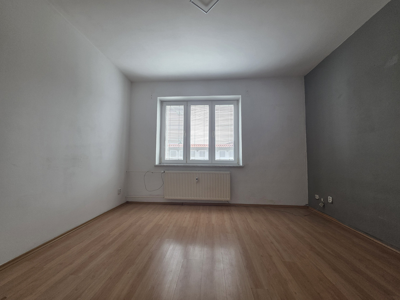 Pronájem bytu 2+1 55 m² – fotografie 2