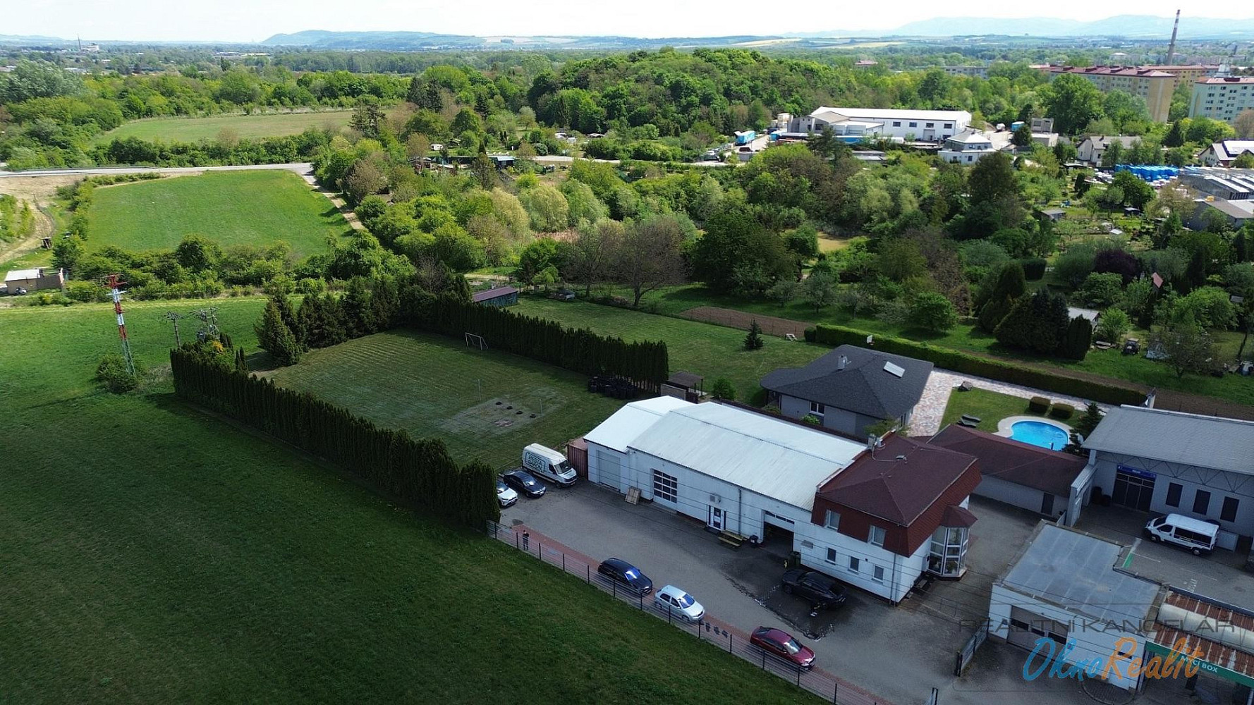Prodej výrobních prostor 476 m² – fotografie 3