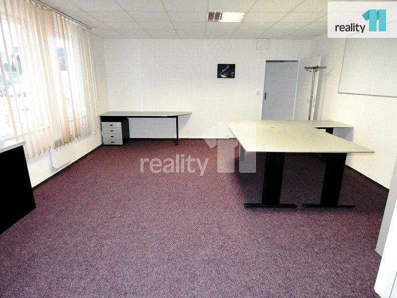 Pronájem kanceláře 37 m² – fotografie 2