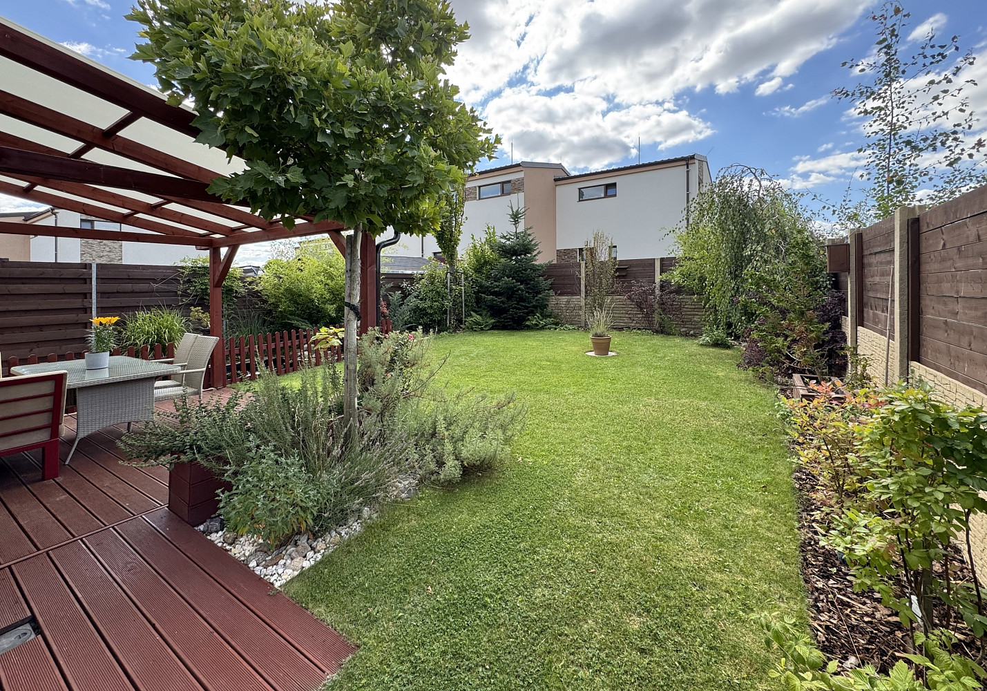 Prodej domu 93 m² – pohled 2
