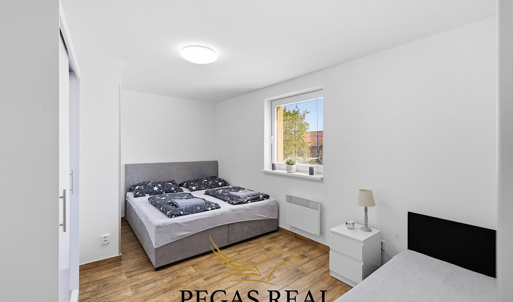 Prodej ubytovacího objektu 271 m², Březí – náhled fotky 5