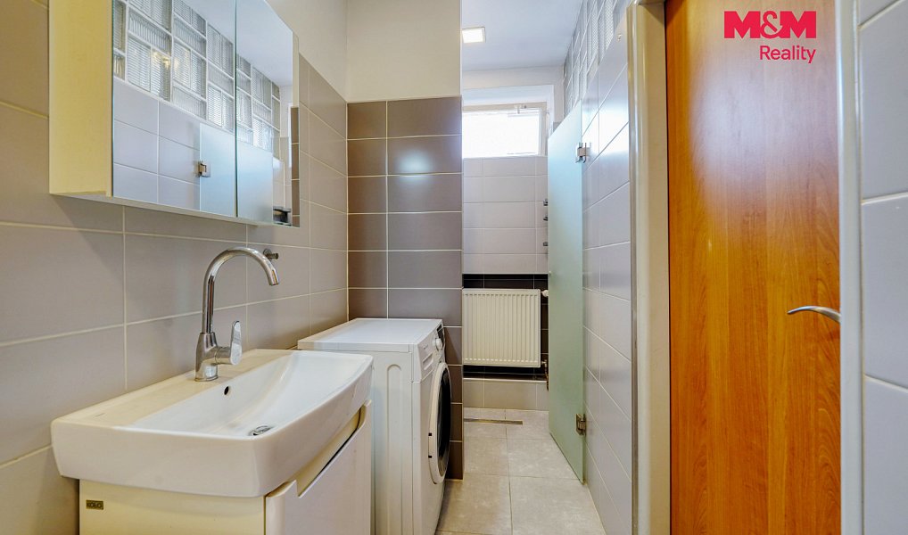 Prodej nájemního domu, činžáku 343 m², Plzeň – náhled fotky 22