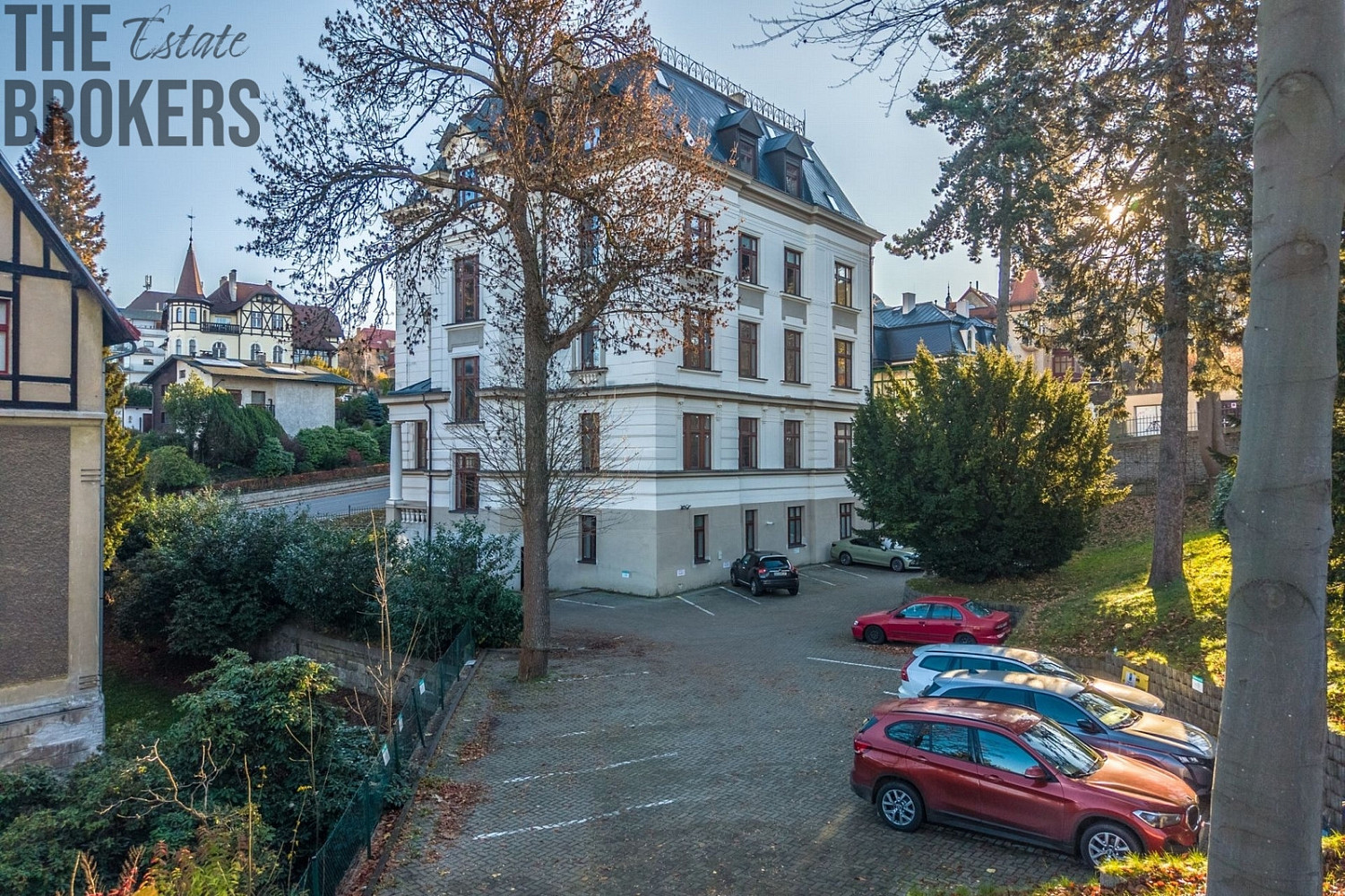 Pronájem kanceláře 230 m²