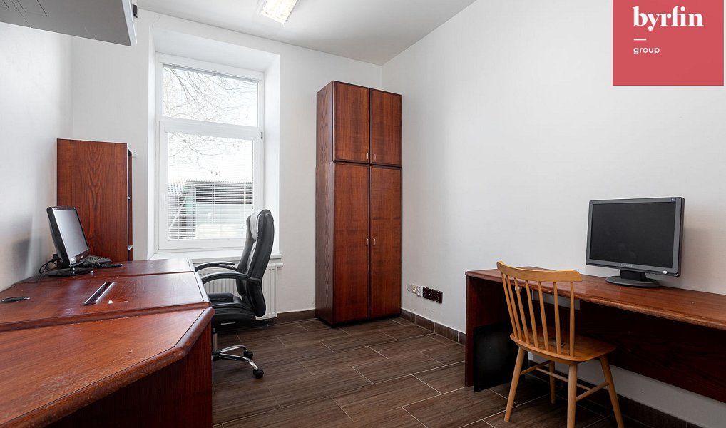 Prodej výrobních prostor 12 420 m², Krnov – náhled fotky 22